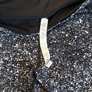 Black & White Speckled Lululemon Leggings Size 8. Cropped